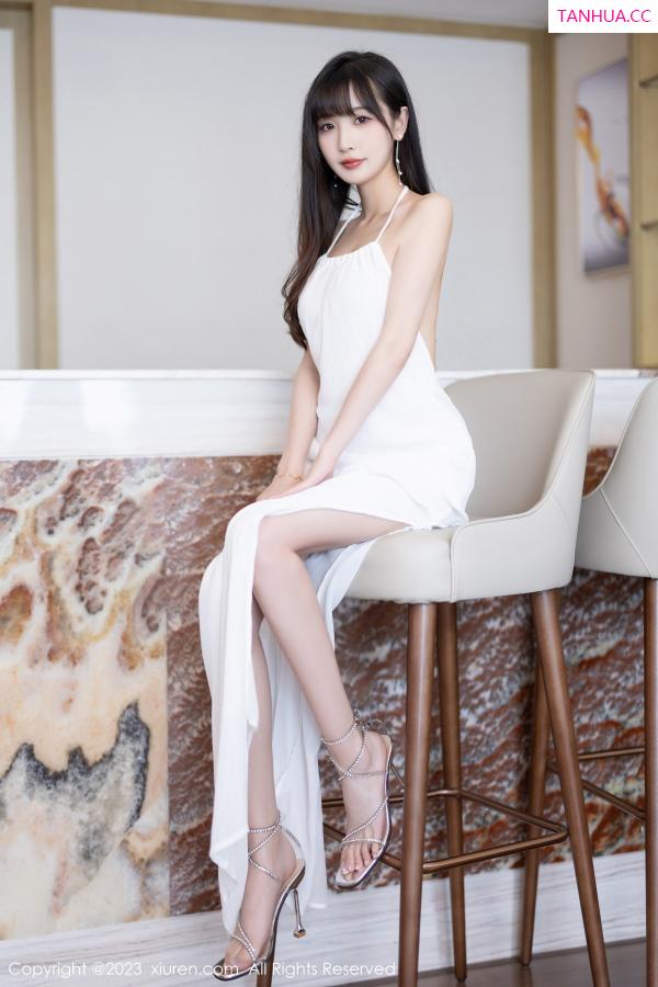 林星阑  [XiuRen]高清写真图 2023.08.28 No.7297 林星阑 长裙美腿第9张图片